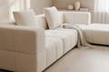 OMNÉ Sofa Close-Up